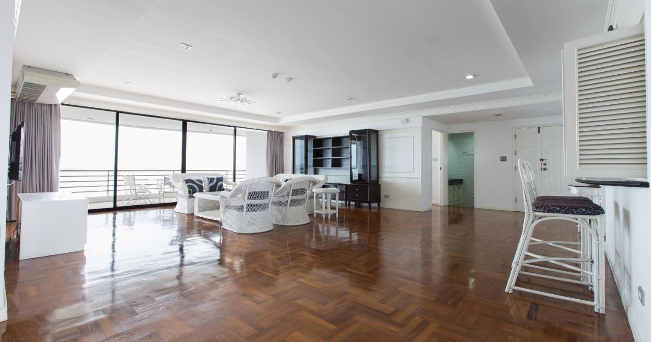 Spacious Room With Ocean & City View Pattaya Buitenkant foto