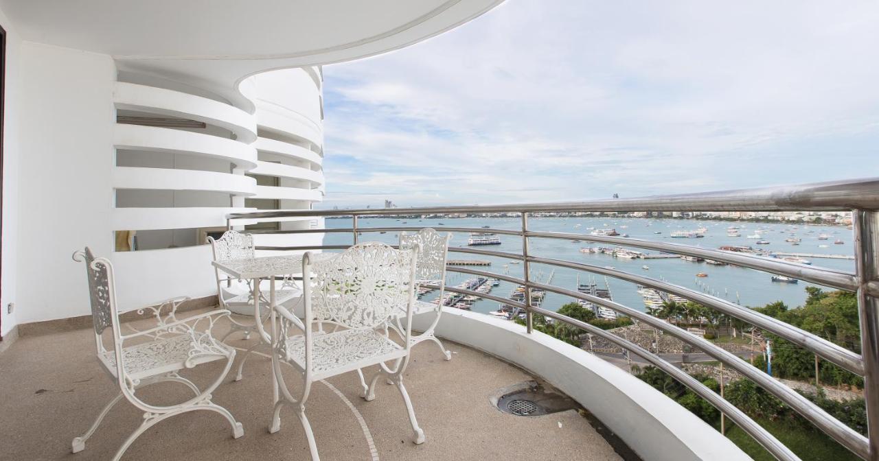 Spacious Room With Ocean & City View Pattaya Buitenkant foto